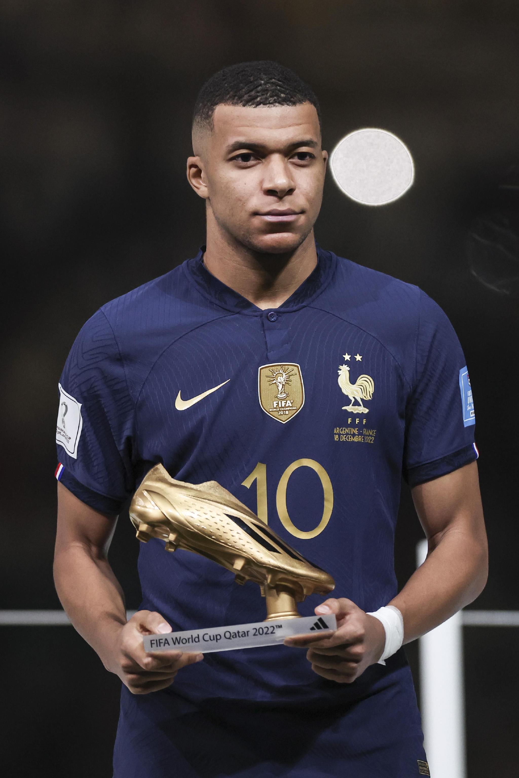 里程碑之战，恩里克迎来执教生涯第400场俱乐部赛事